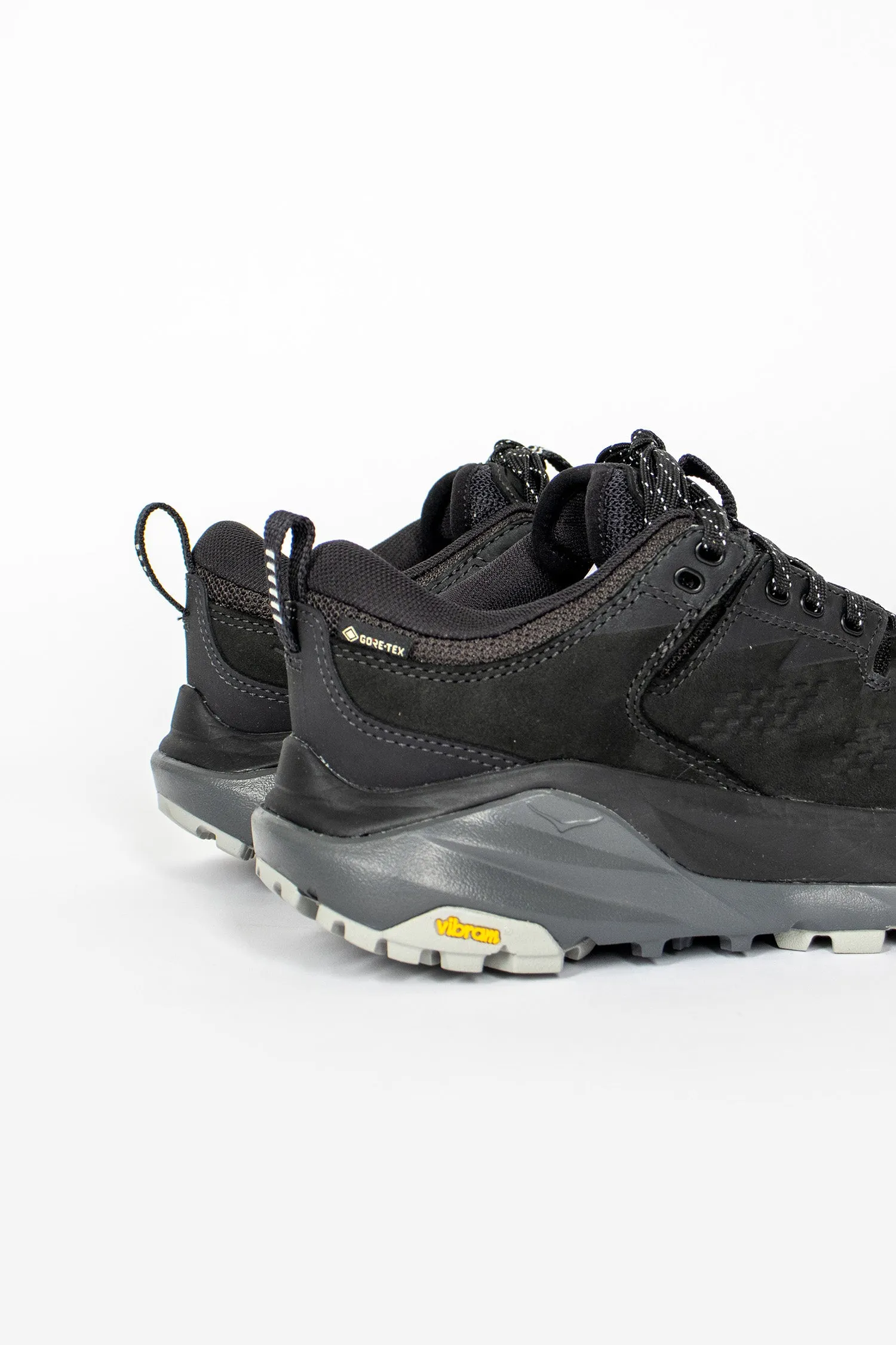Kaha Low GTX Black MinimalistDesign