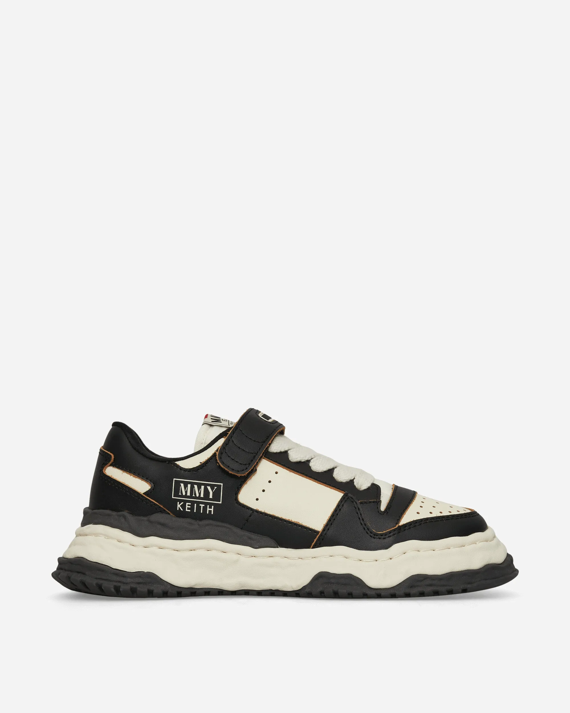 Lifestyle Fit Keith OG Sole Leather Low Sneakers Black / White