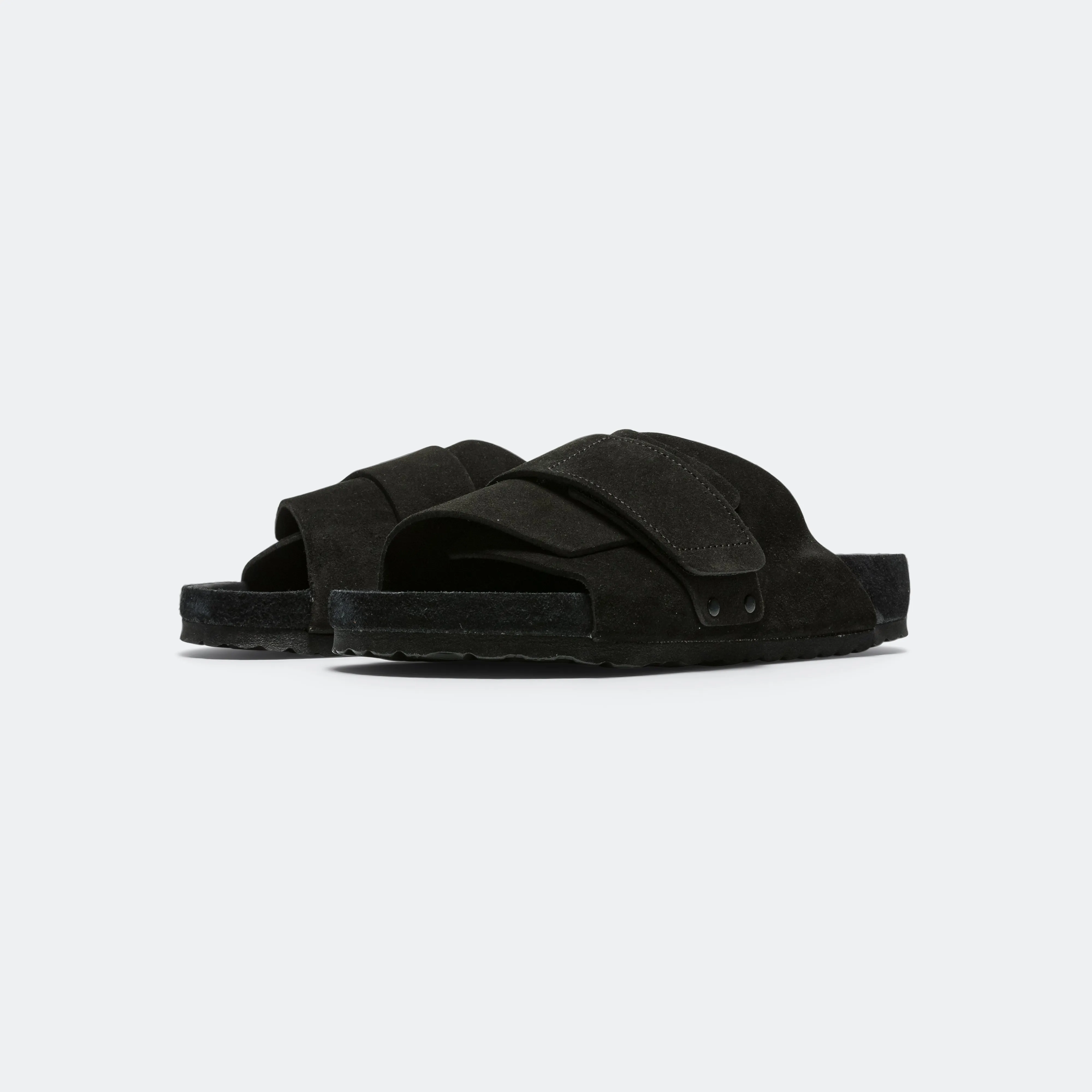 Closed back Kyoto Exquisite - Black Suede Leather