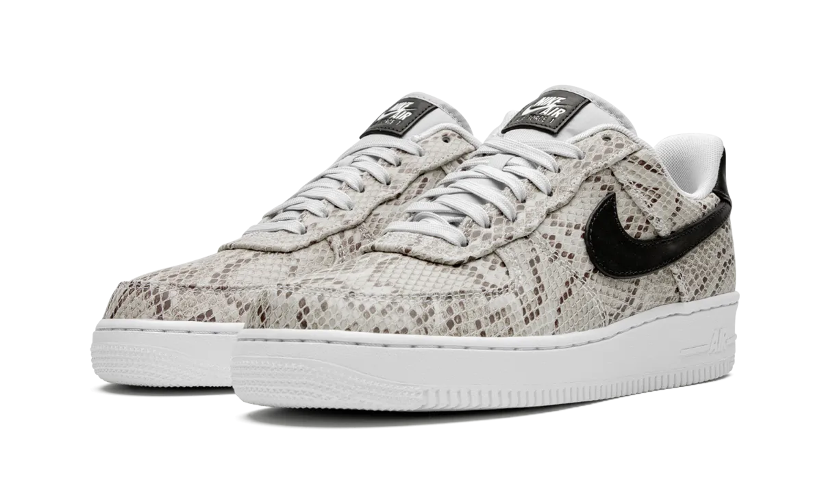 Layered cushioning Air Force 1 '07 PRM "Snakeskin"