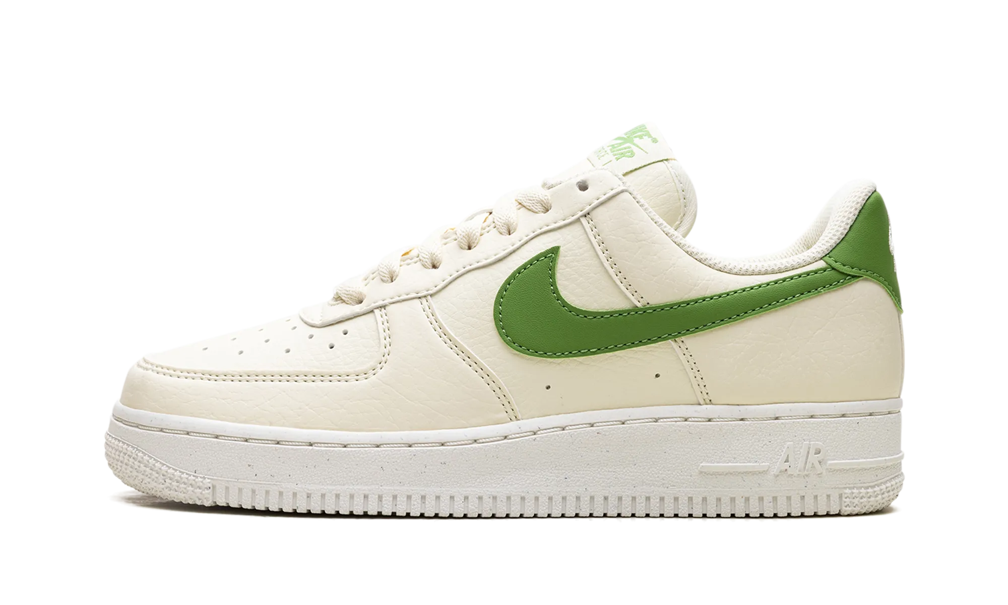 NIKE AIR FORCE 1 '07 LO WMNS "COCONUT MILK" All-Day Wear Comfortable Outsole