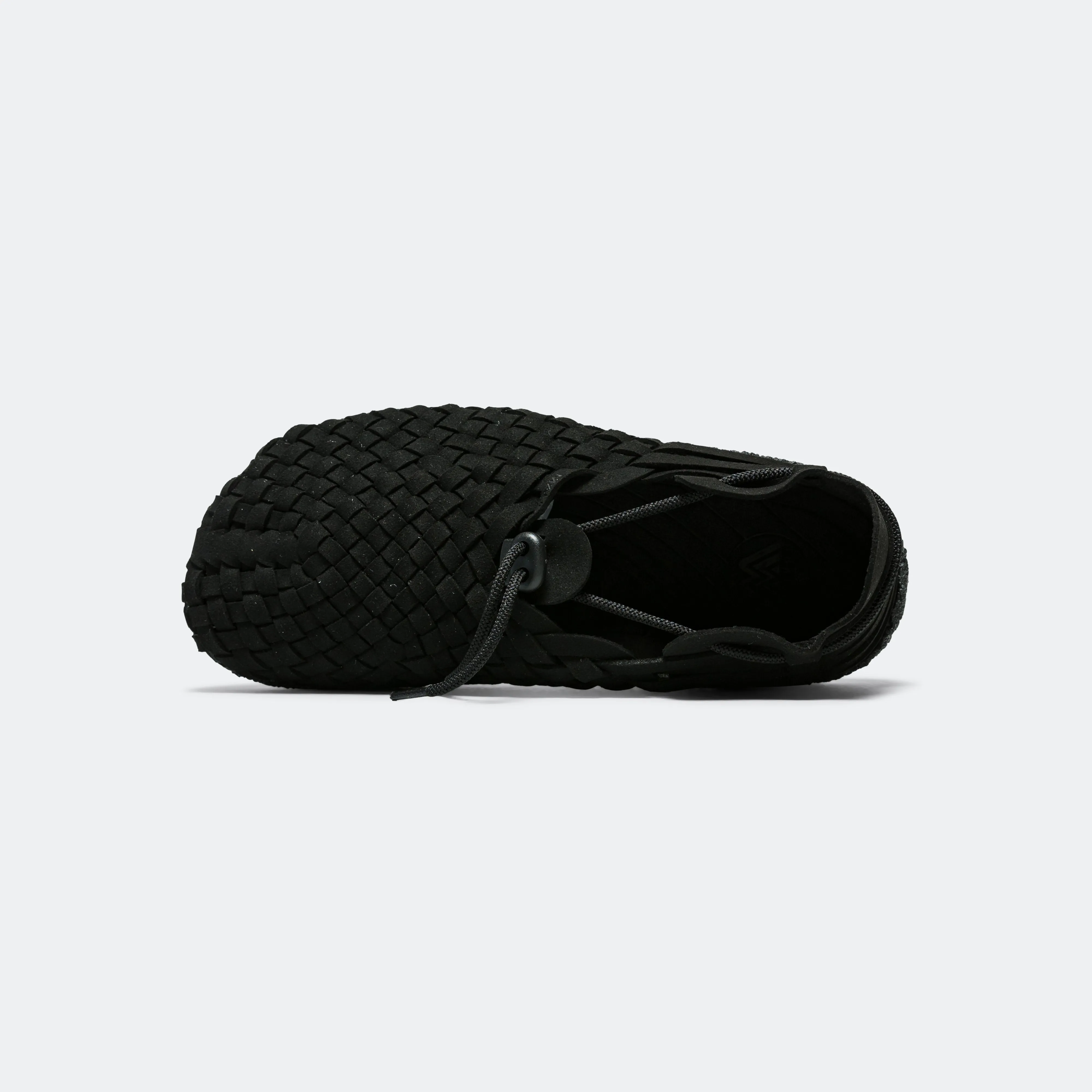 Latigo - Black/Black Mesh Upper Beach Footwear