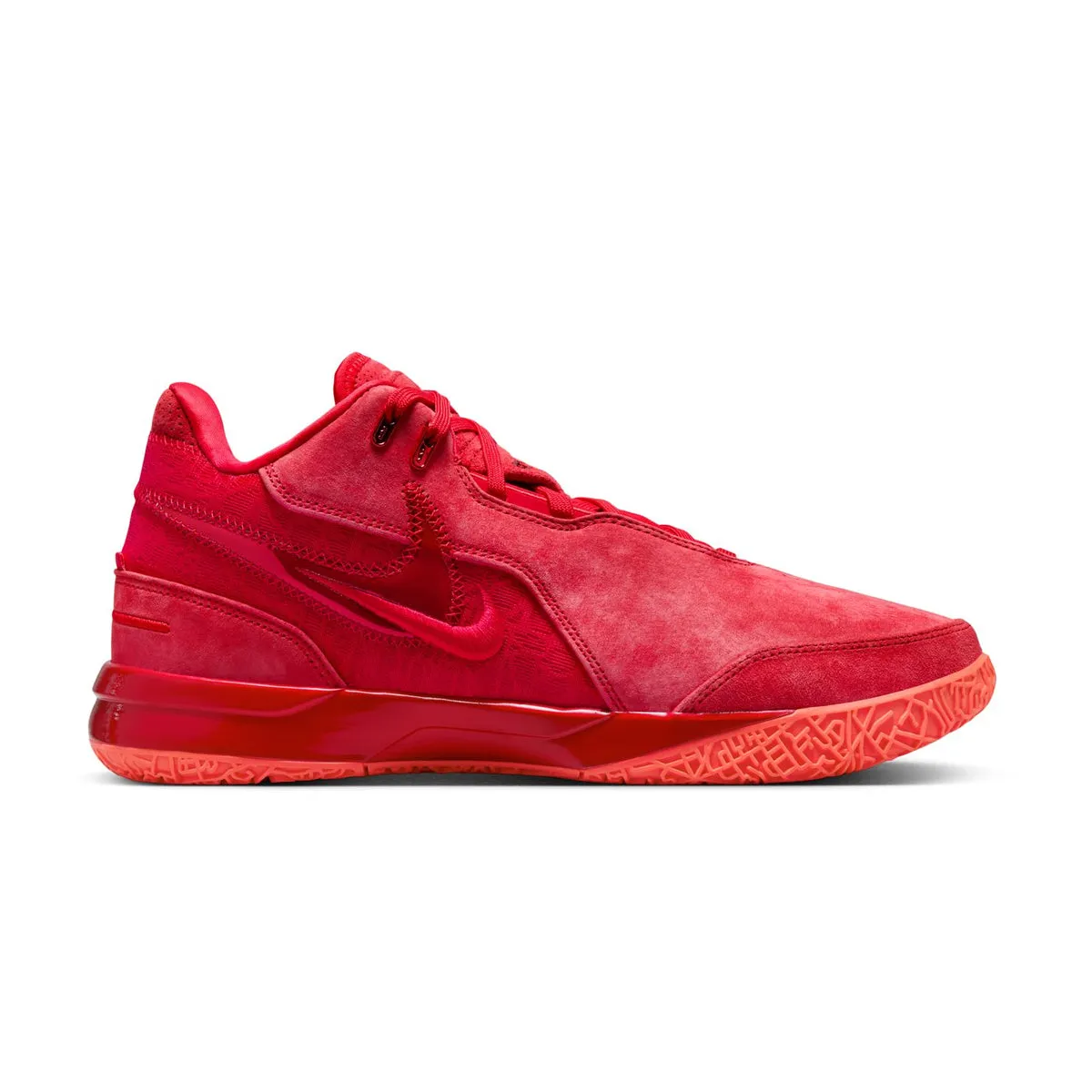 LeBron NXXT Gen AMPD EP 'University Red' baseball players - specific features