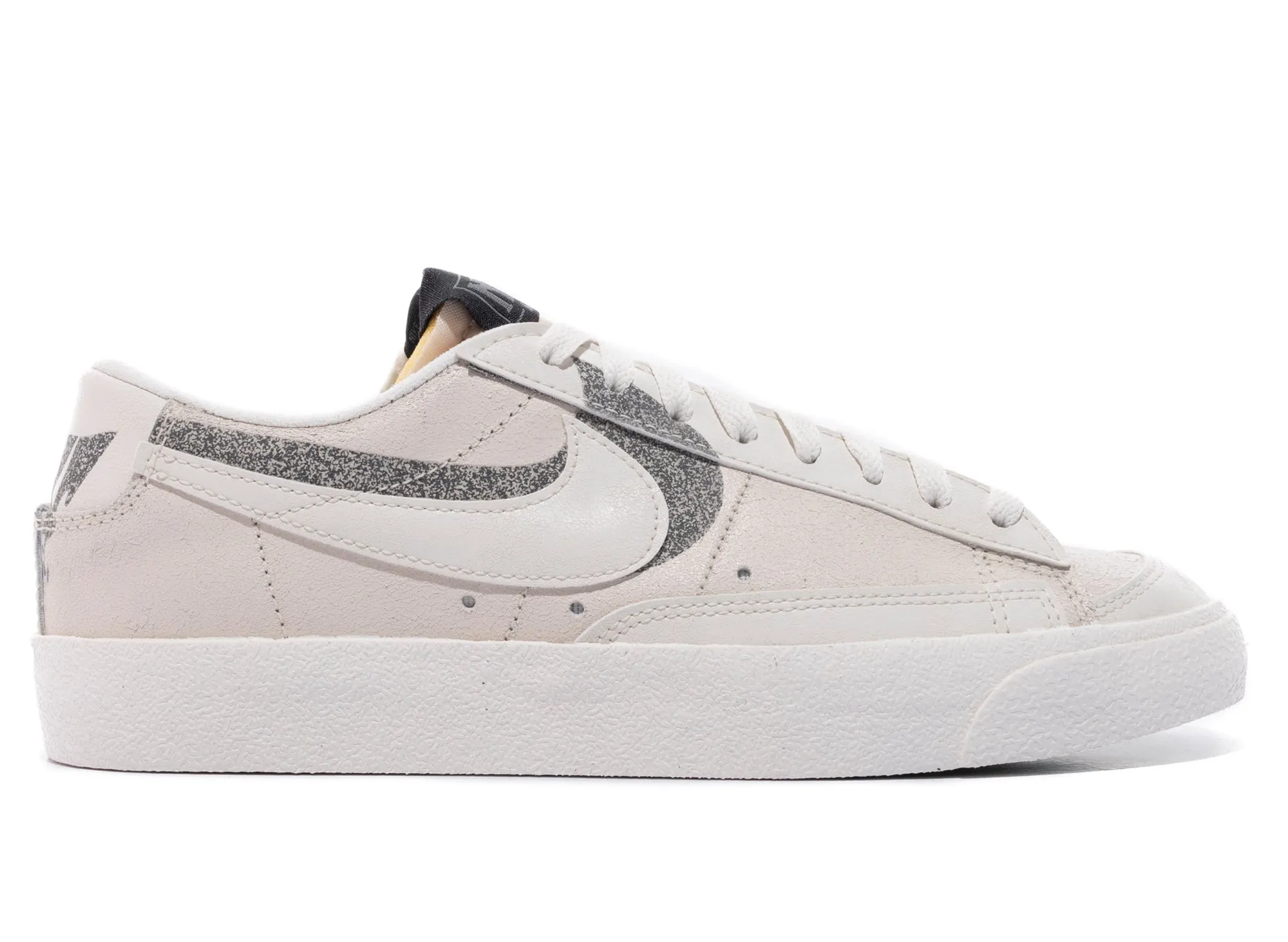 Nike Blazer Low '77 Premium Mono Style School Day
