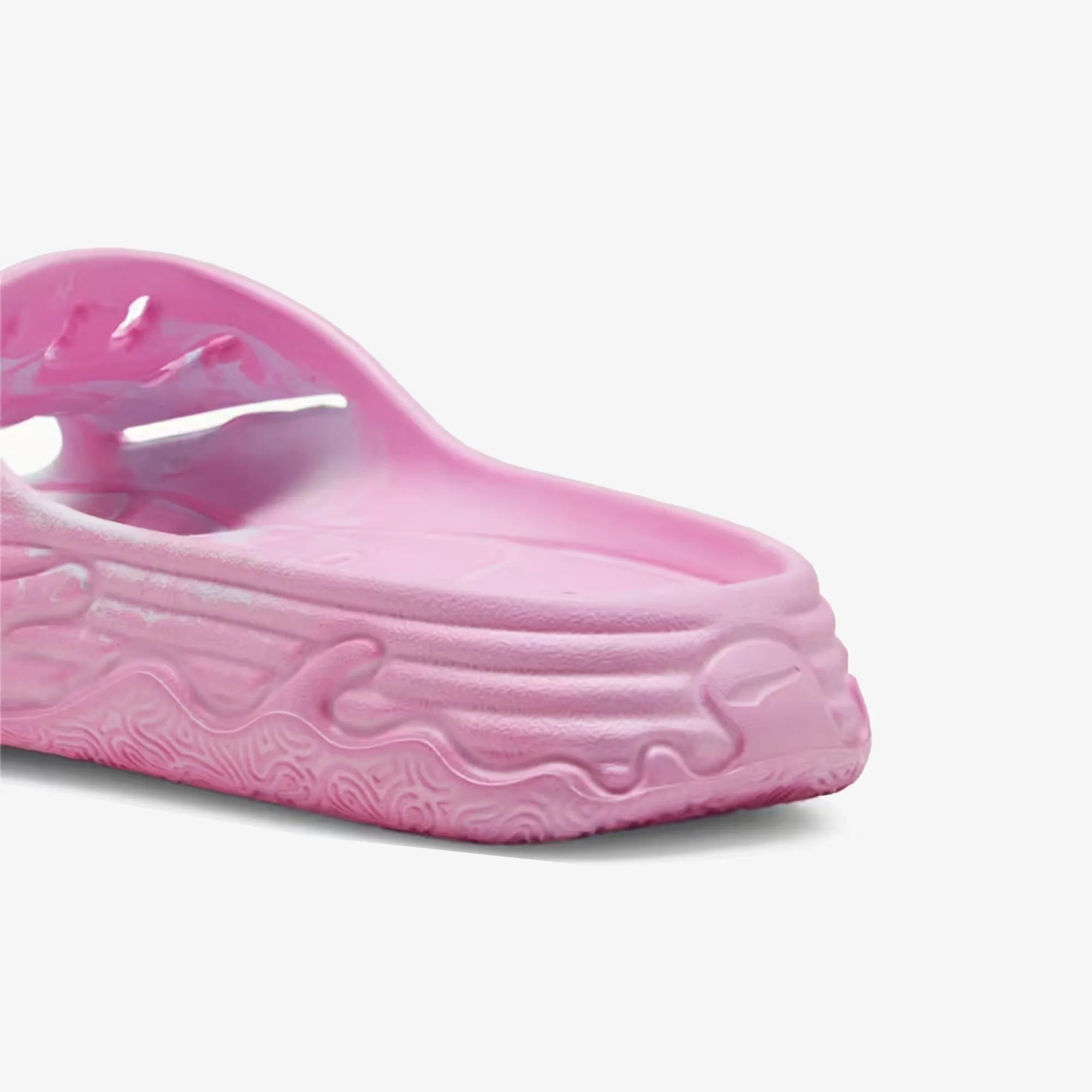 Puma | MB.03  SLIDE  { PINK Strong Stride