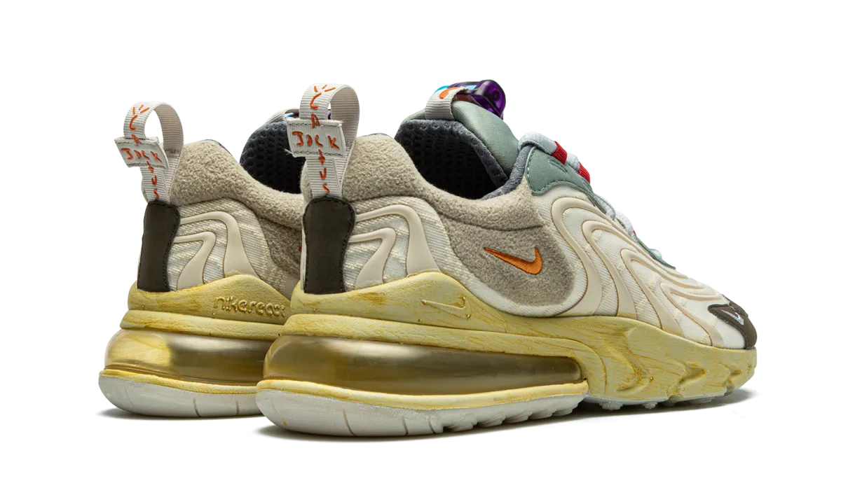 competitive runner Air Max 270 React "Travis Scott - Cactus Trails"