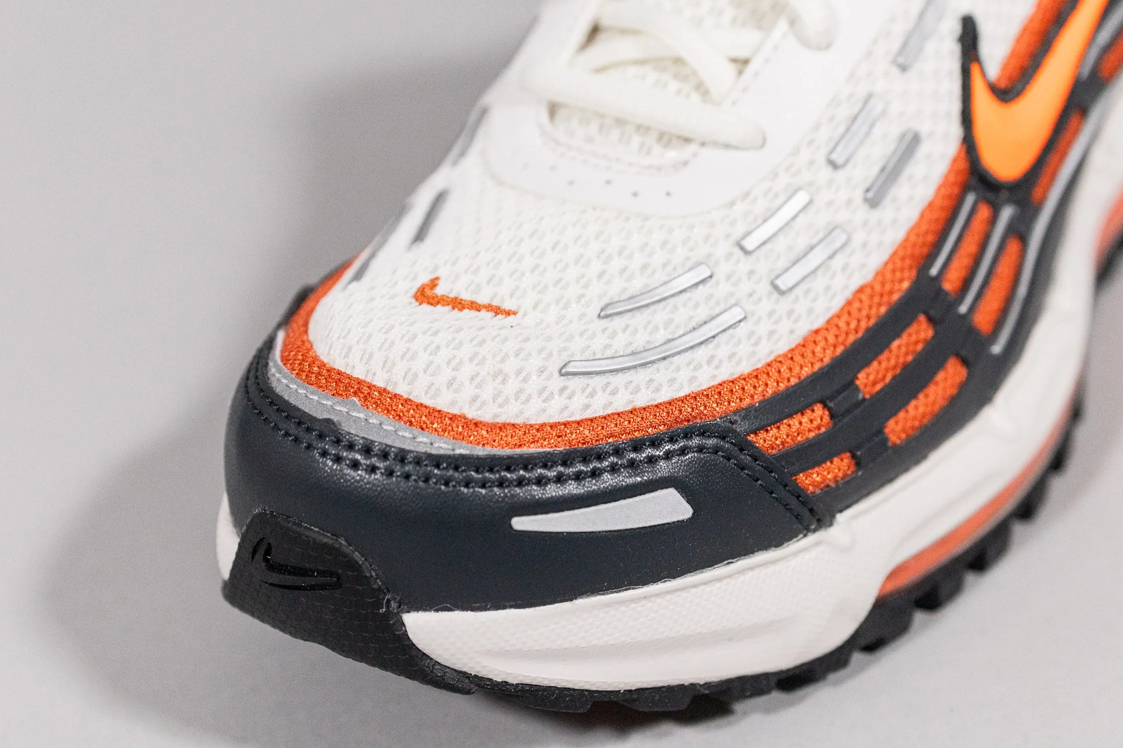 water - resistant running shoes running in a sound area shoes Nike Air Max TL 2.5 'Total Orange'