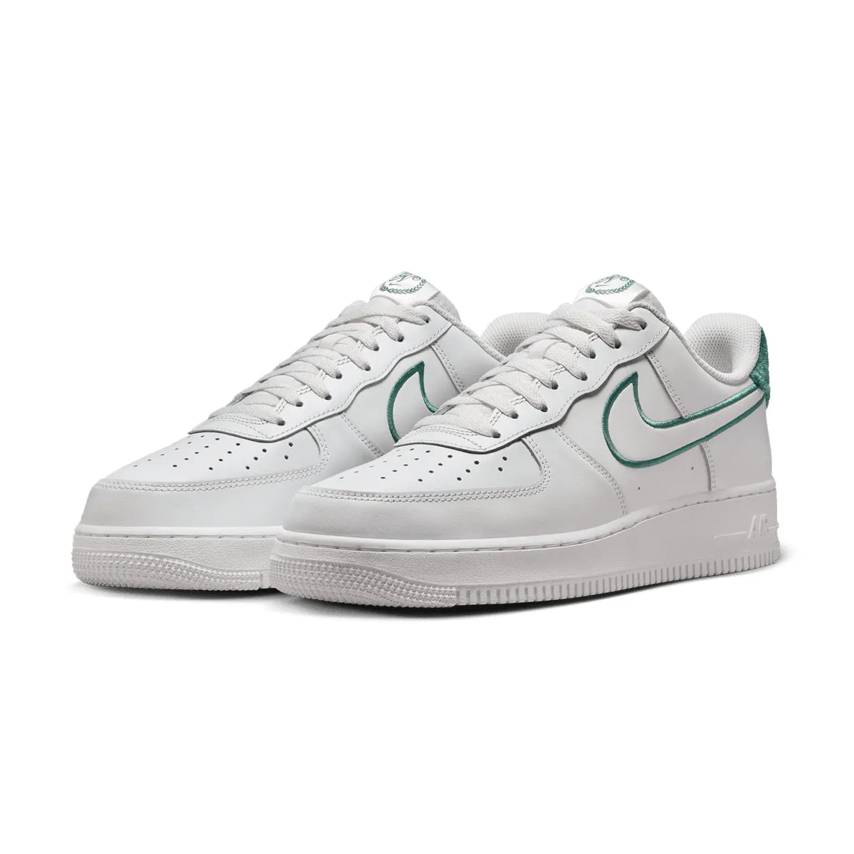 Air Force 1 '07 LV8 'Resort and Sport' men's extra - large ventilation - level