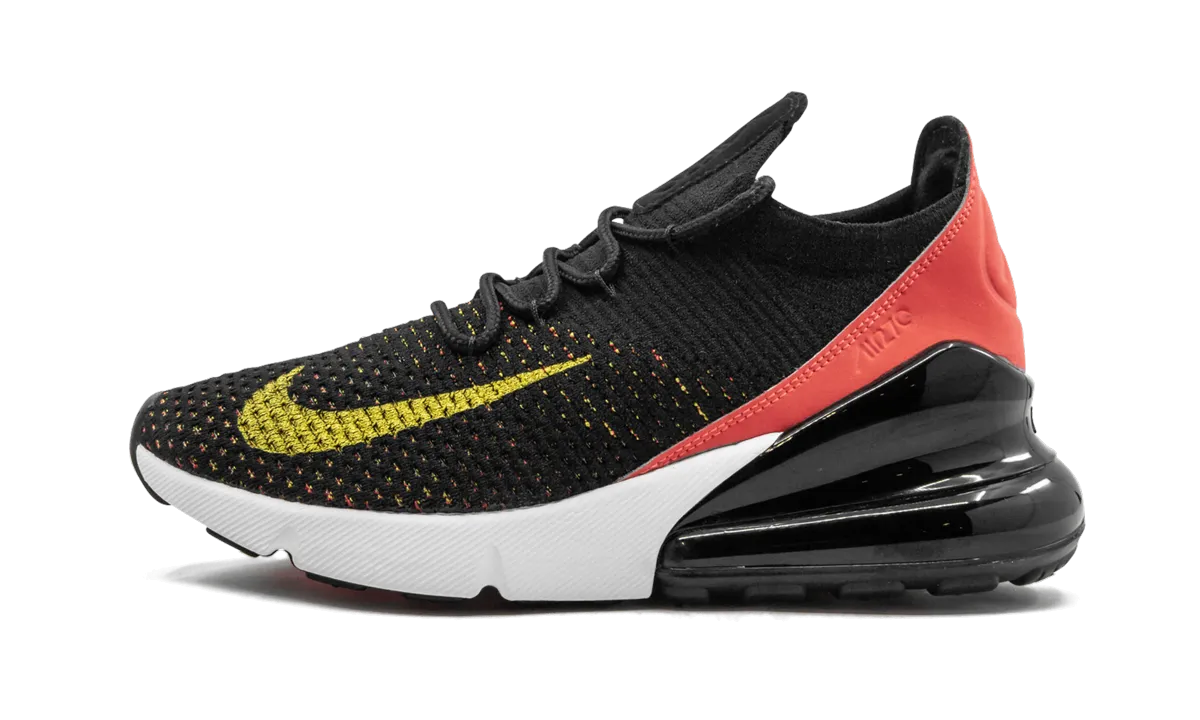 medieval - themed running option AIR MAX 270 FLYKNIT WMNS