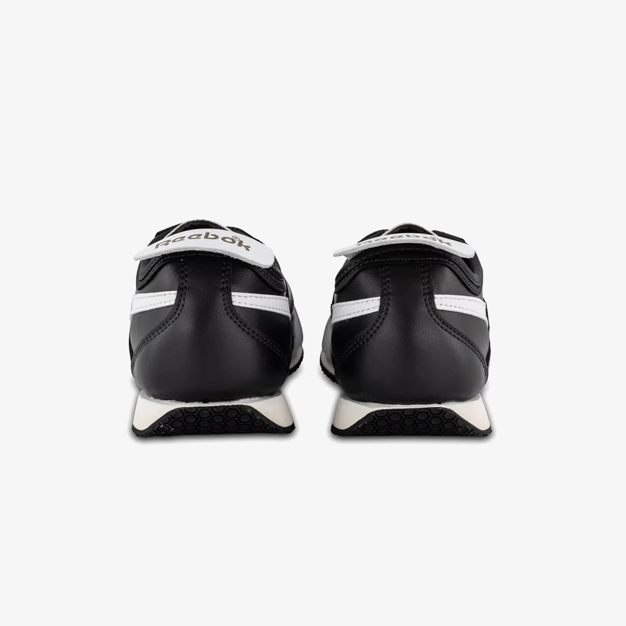 Reebok | R400 { WASHED BLACK/CHALK Fast Steps