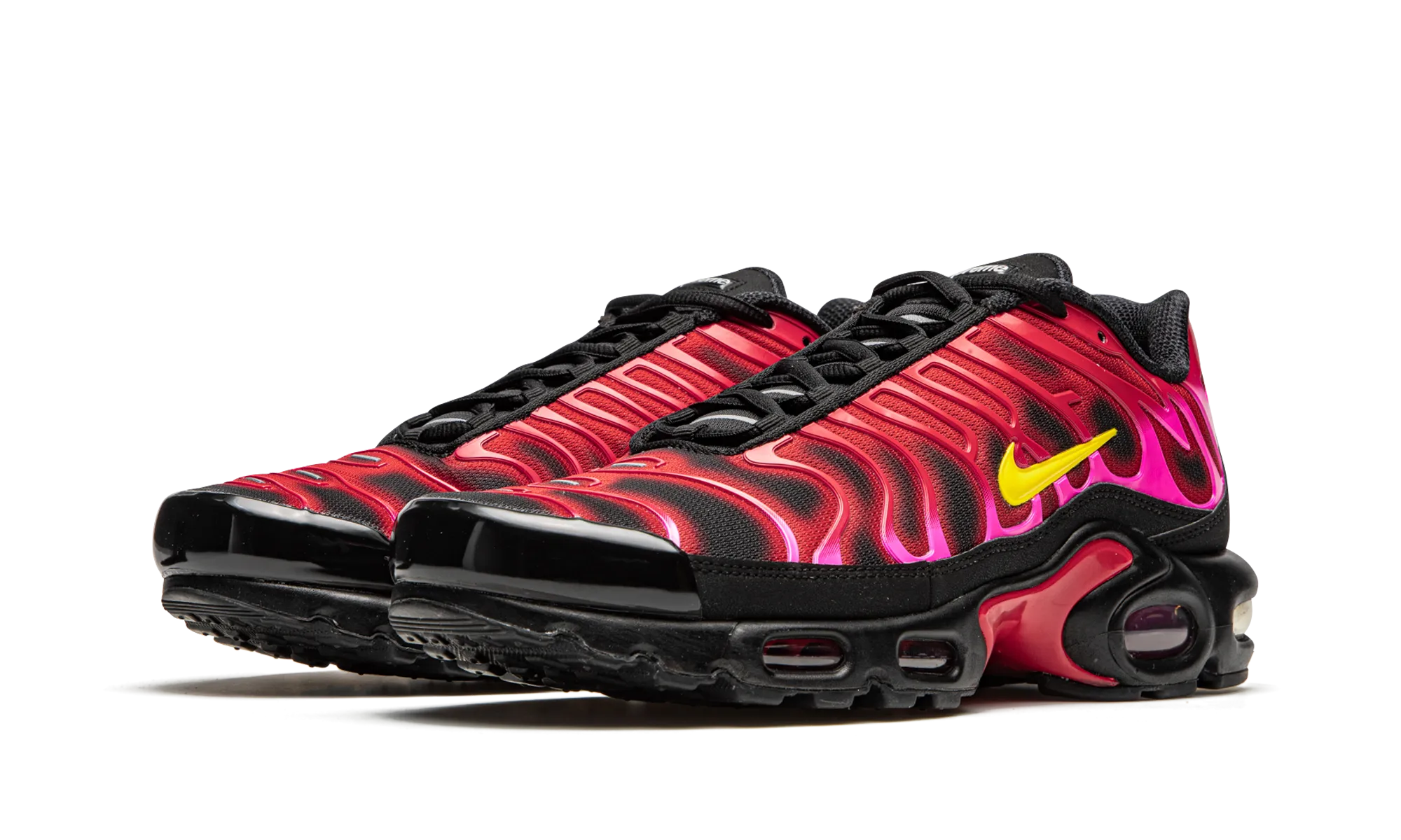 Air Max Plus TN "Supreme - Black / Red" responsive midsole shoes