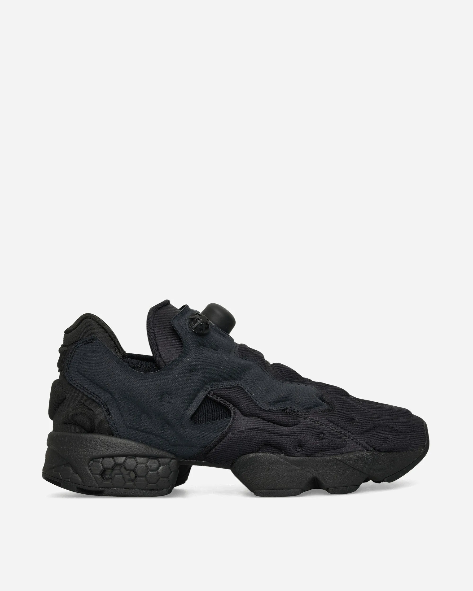 Instapump Fury Sneakers Black Urban Stylewear Travel Comfort