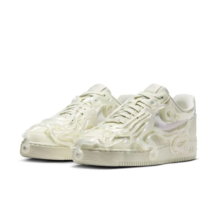 W Nike Air Force 1 '07 LX FZ2602-001 Lace Up Style