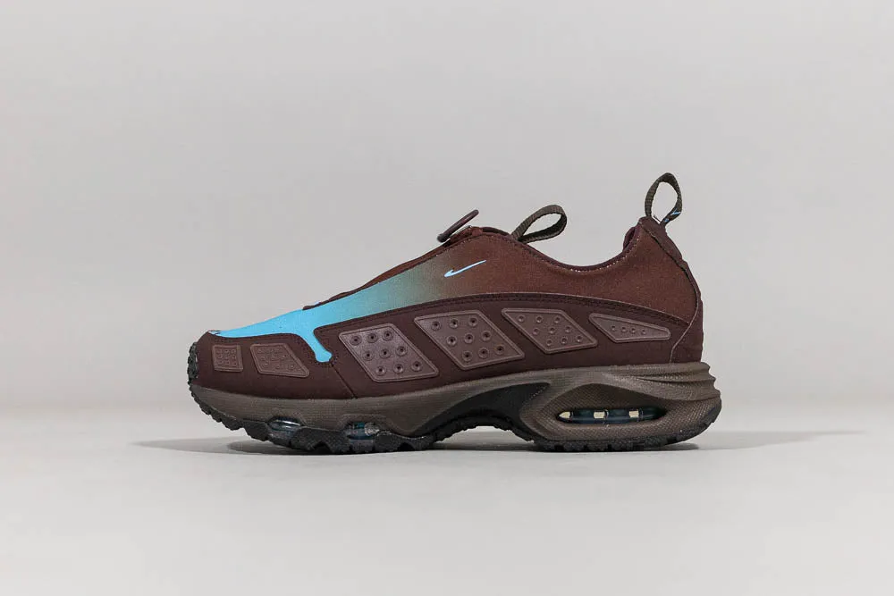 Women's Nike Air Max SNDR 'Burgundy Crush and Baltic Blue' agility enhancement