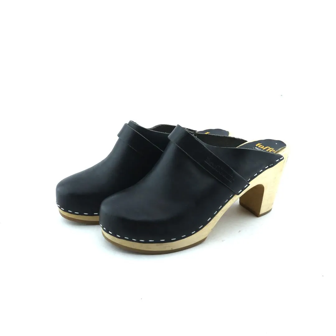 Elegant Footwear TOFFEL  .