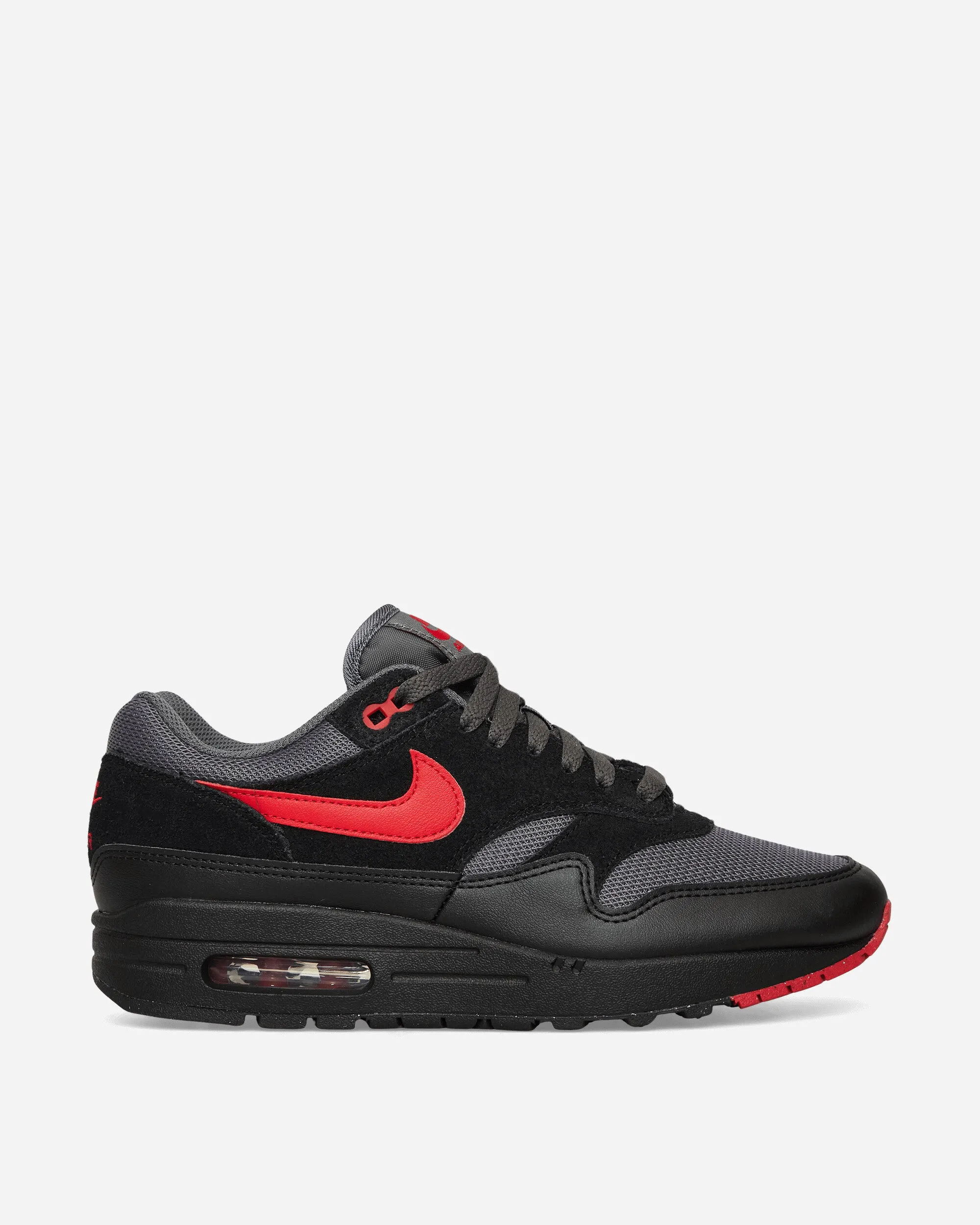 Balanced Sole Flat Surface Air Max 1 Essential Sneakers Black / Iron Grey / University Red