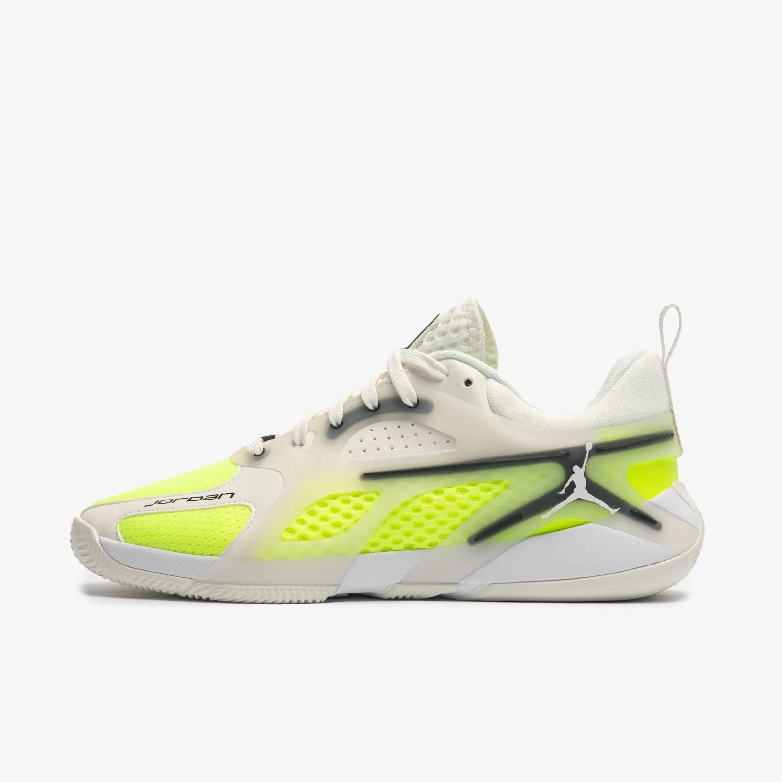 Desert Path Sport Edge M Jordan Heir Series "White and Black Volt" FQ3858-107