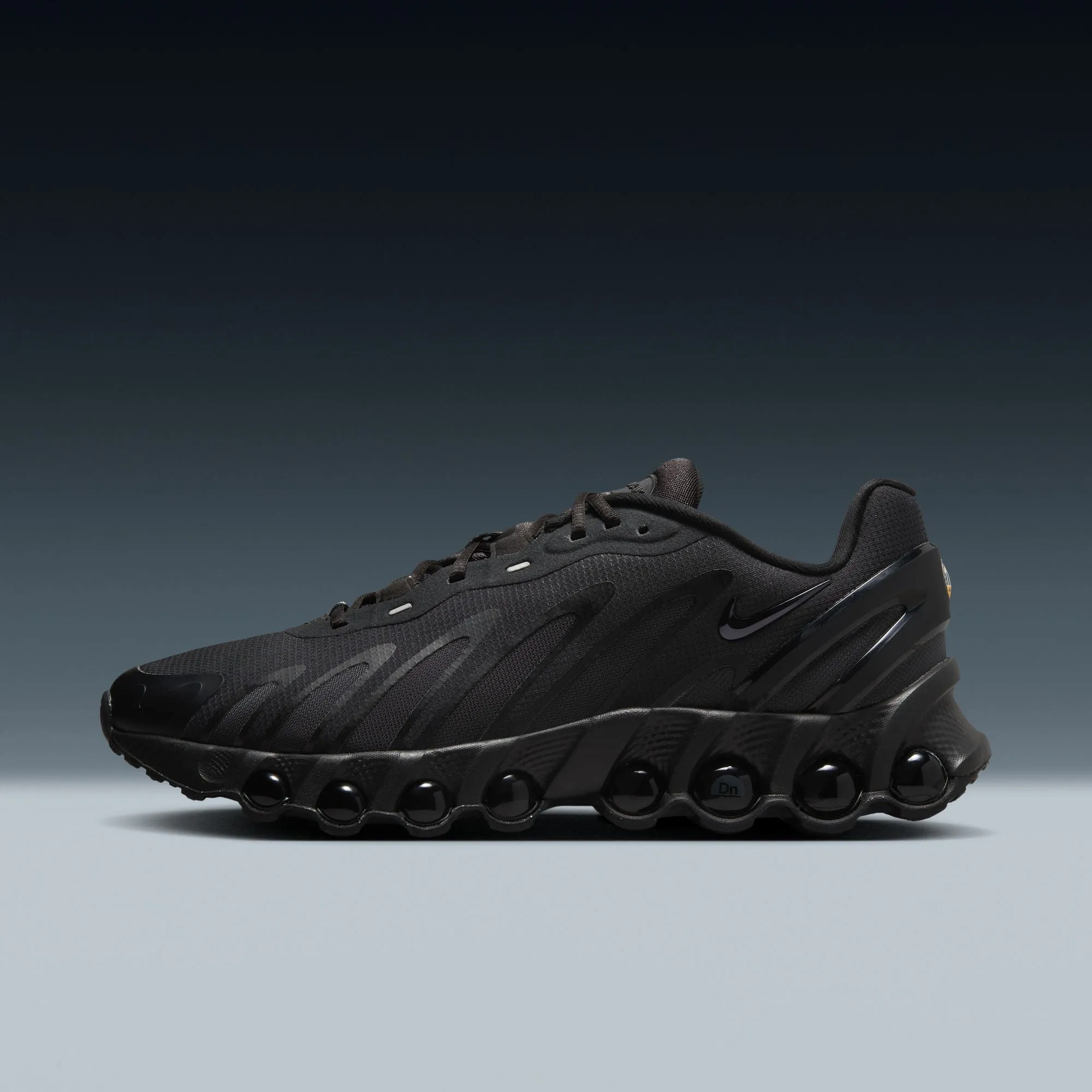 Slip Resistant Outdoor Explorers M Nike Air Max Dn8 FQ7860-002