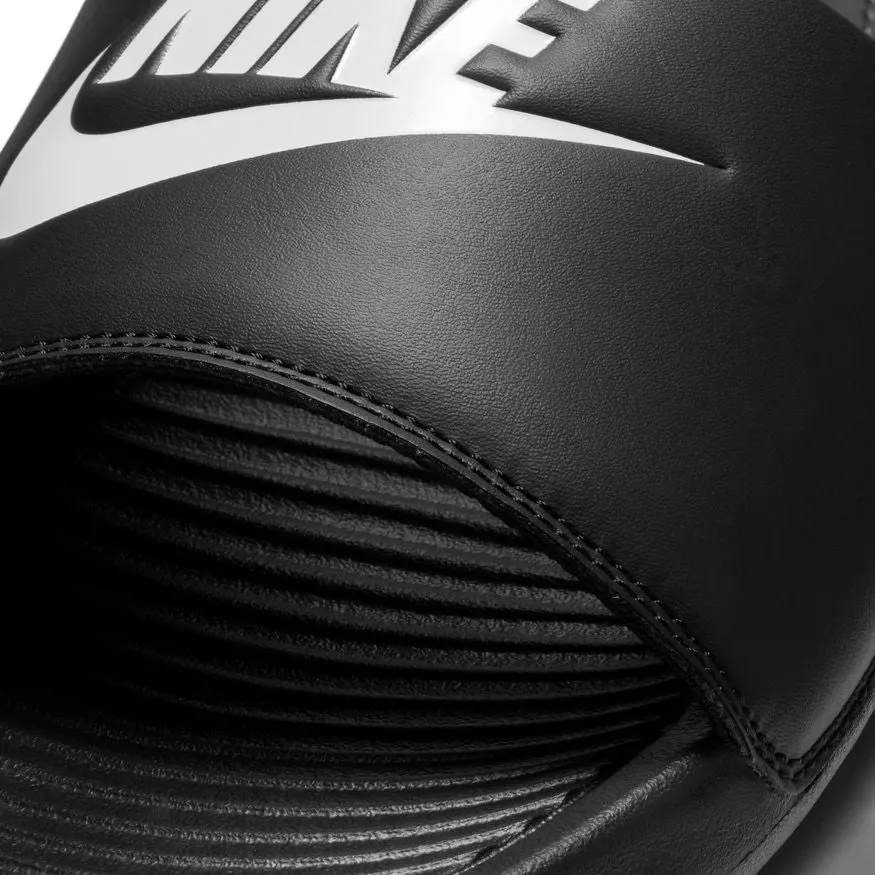 Festival Vibe Comfort Enhancement M Nike Victori One CN9675-002