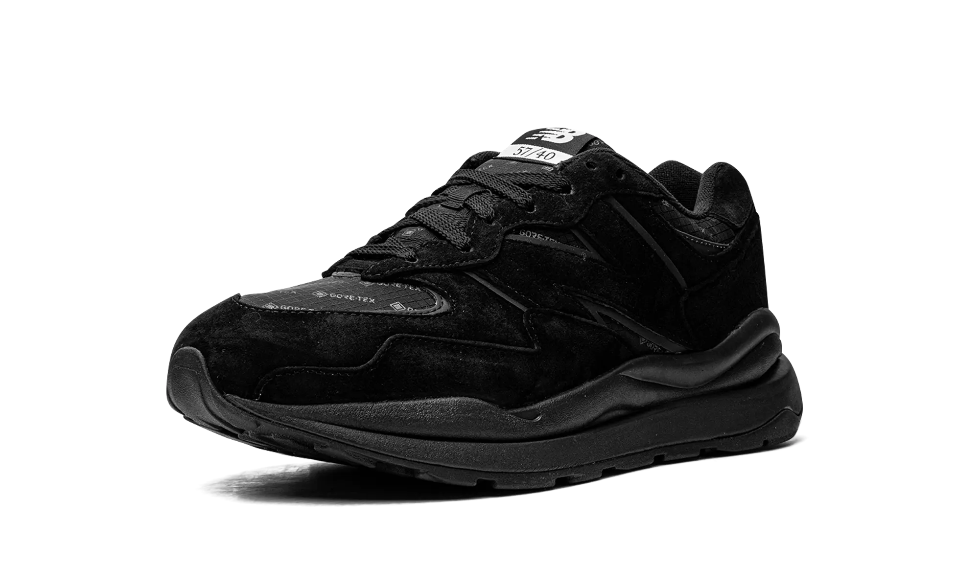 M5740GTP Ventilated Mesh running in a baseball field area shoes