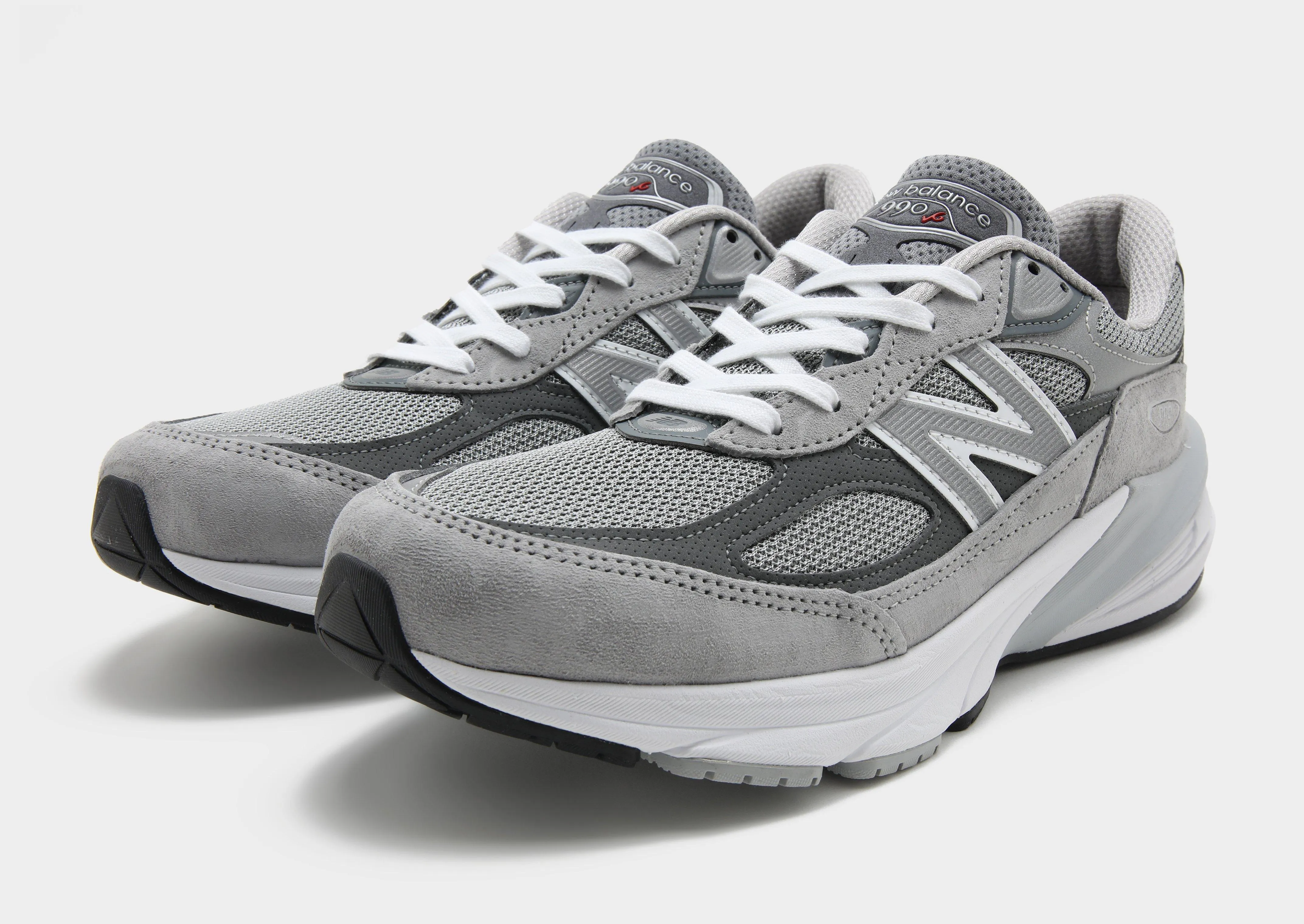 Made in USA 990v6 logo - beaded shoes sprinting footwear