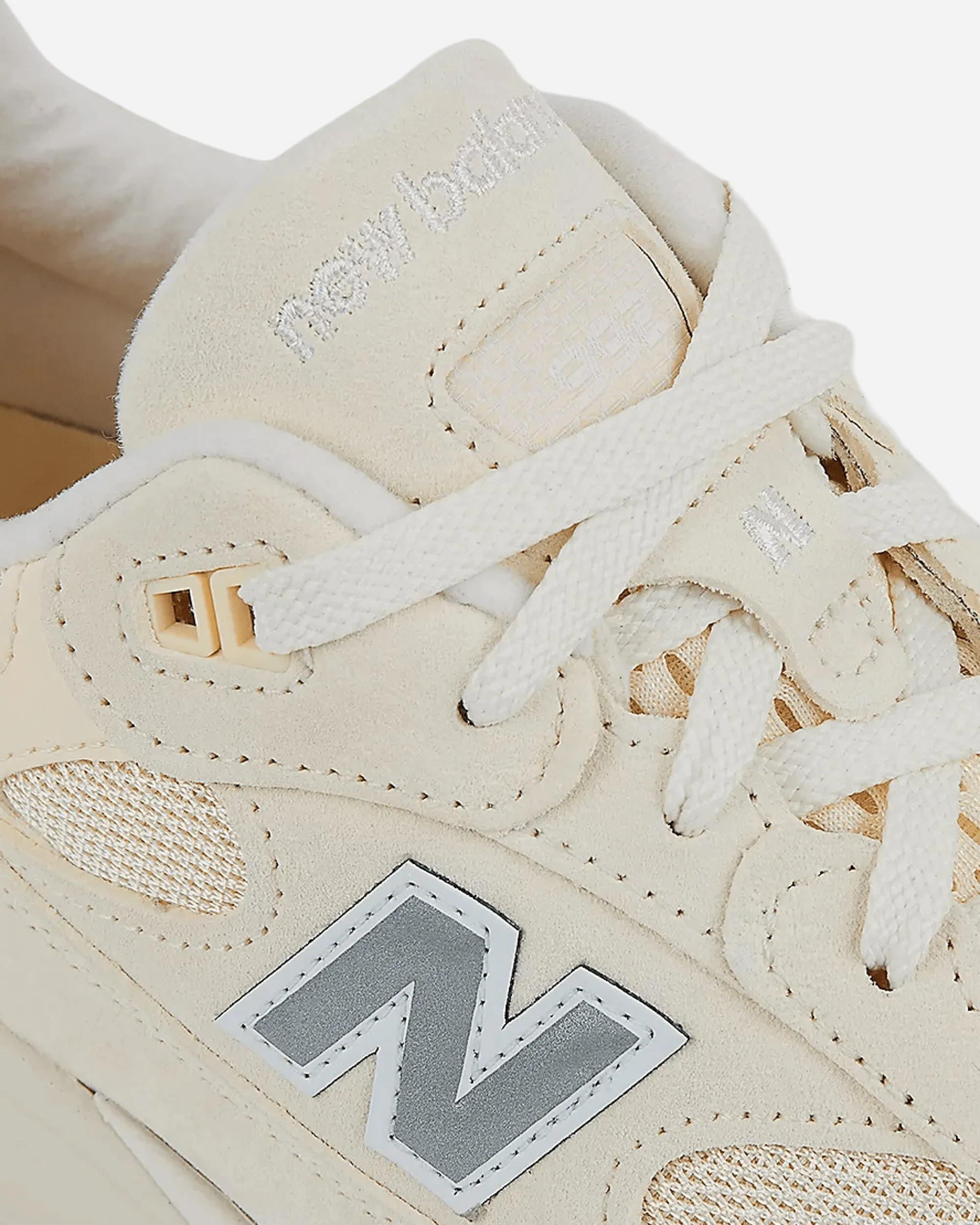 Cushioned Comfort Impact-absorbing durability Made in USA 992 Sneakers Calcium / Raw Cashew