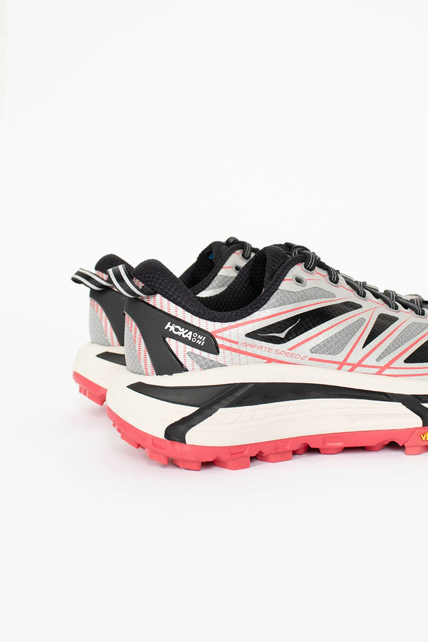 Mafate Speed 2 Galactic Grey/Ruby Red Comfy Texture