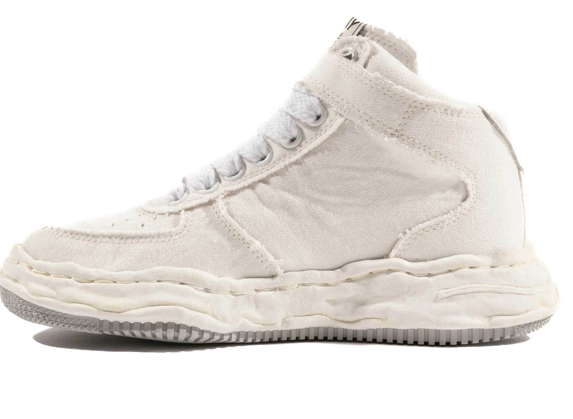 Soft Move Shiny Tone Maison Mihara Yasuhiro Canvas Wayne High-Top Sneaker in White