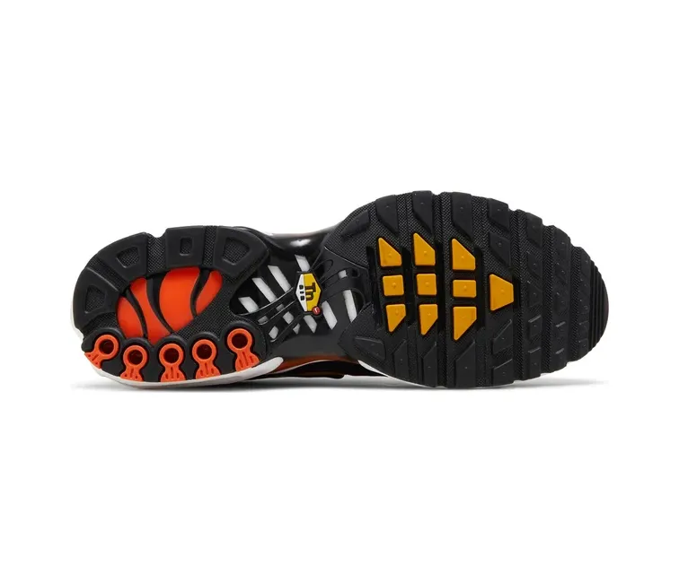 Mens Nike Air Max Plus (Safety Orange) Ground Contact Sole Foot Contouring