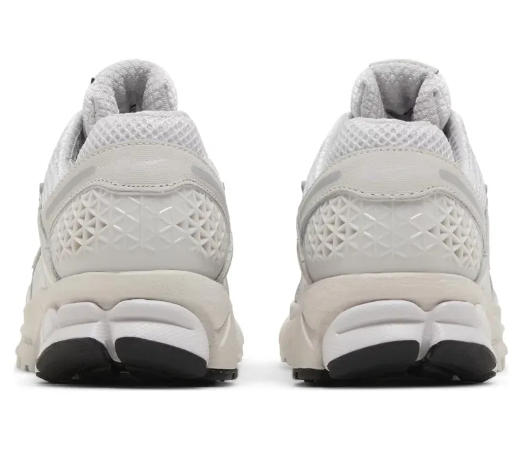 Men??s Nike Zoom Vomero (White/Vast Grey) Slip Resistant Tread athletic chic