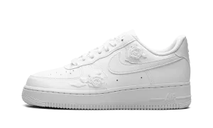 Tight Fit Air Force 1 '07 WMNS "White Roses"