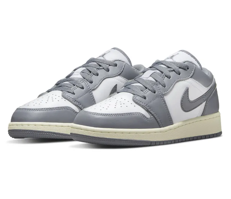 suede upper GS Nike Air Jordan 1 Low (Vintage Grey)