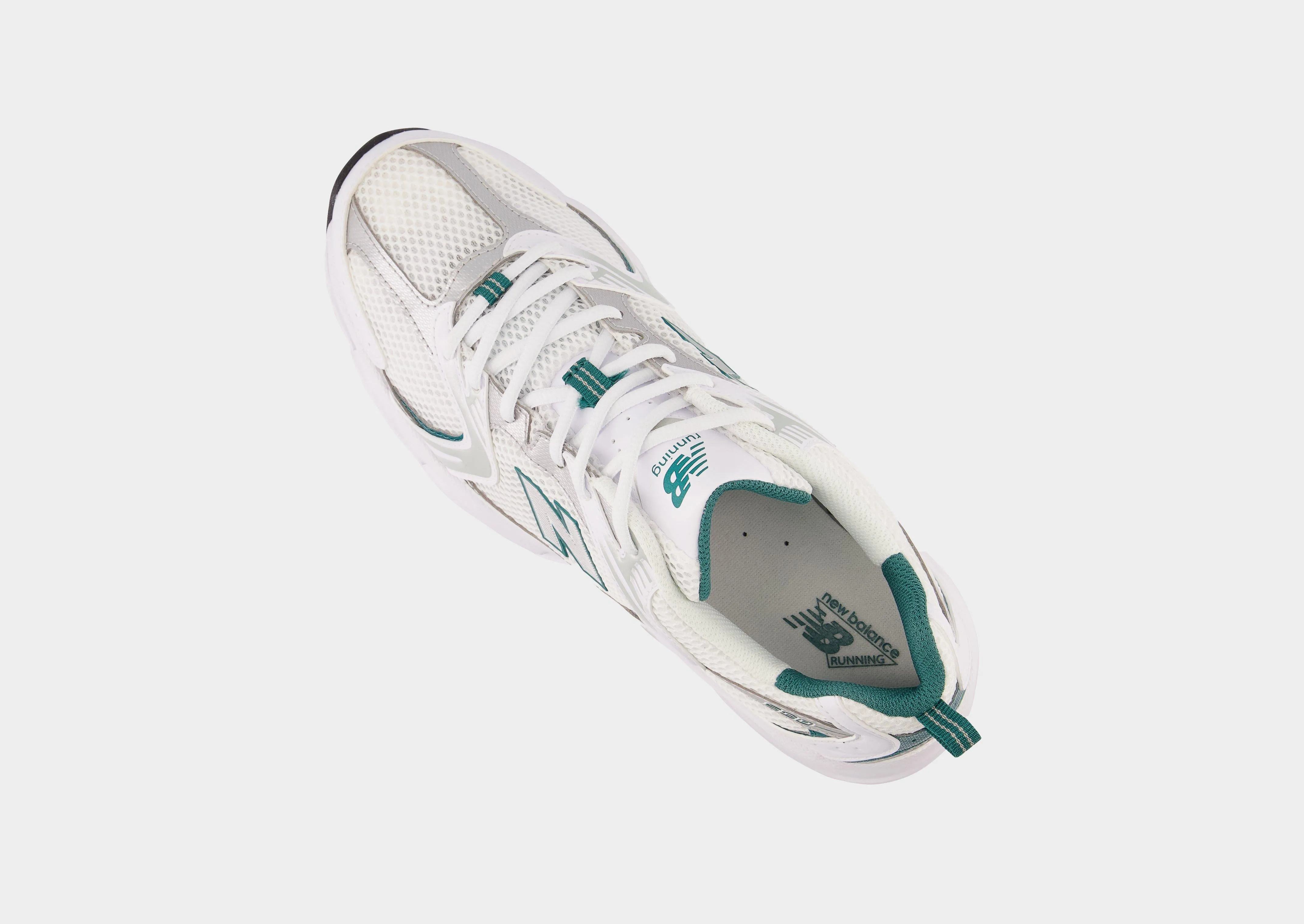 530 trail runners' shoes