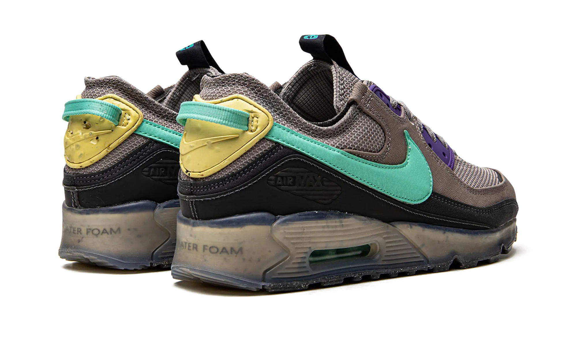 embroidered - finish - design shoes running in a baseball field area shoes Air Max Terrascape 90