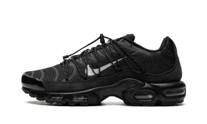 Air Max Plus Utility "Black Metallic" indoor track running gear adult fitness shoes