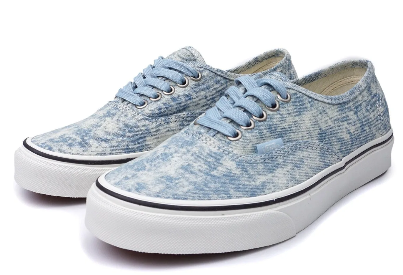 Foot Ease UA AUTHENTIC  VN0A5HZS9FM