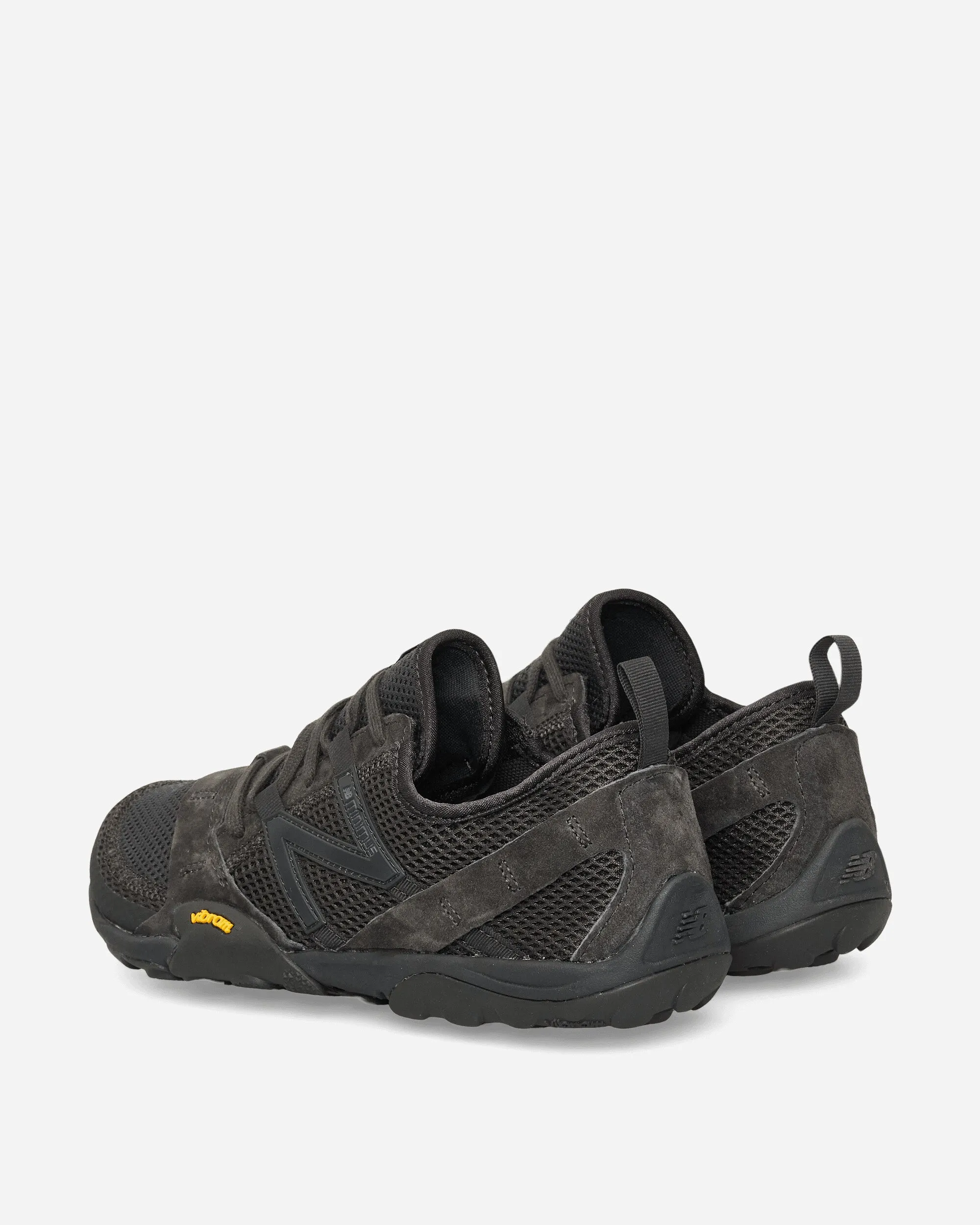 MT10 Sneakers Black / Castlerock Weekend Active Flexible Groove Outsoles