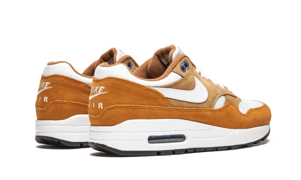 herringbone outsole shoes Air Max 1 Premium Retro "Dark Curry"