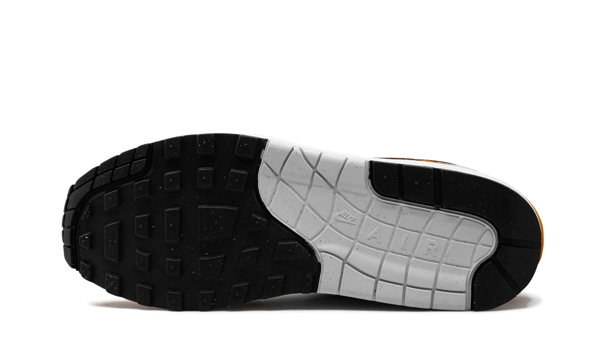 Air Max 1 "Monarch" grip - enhancing running in a big city shoes