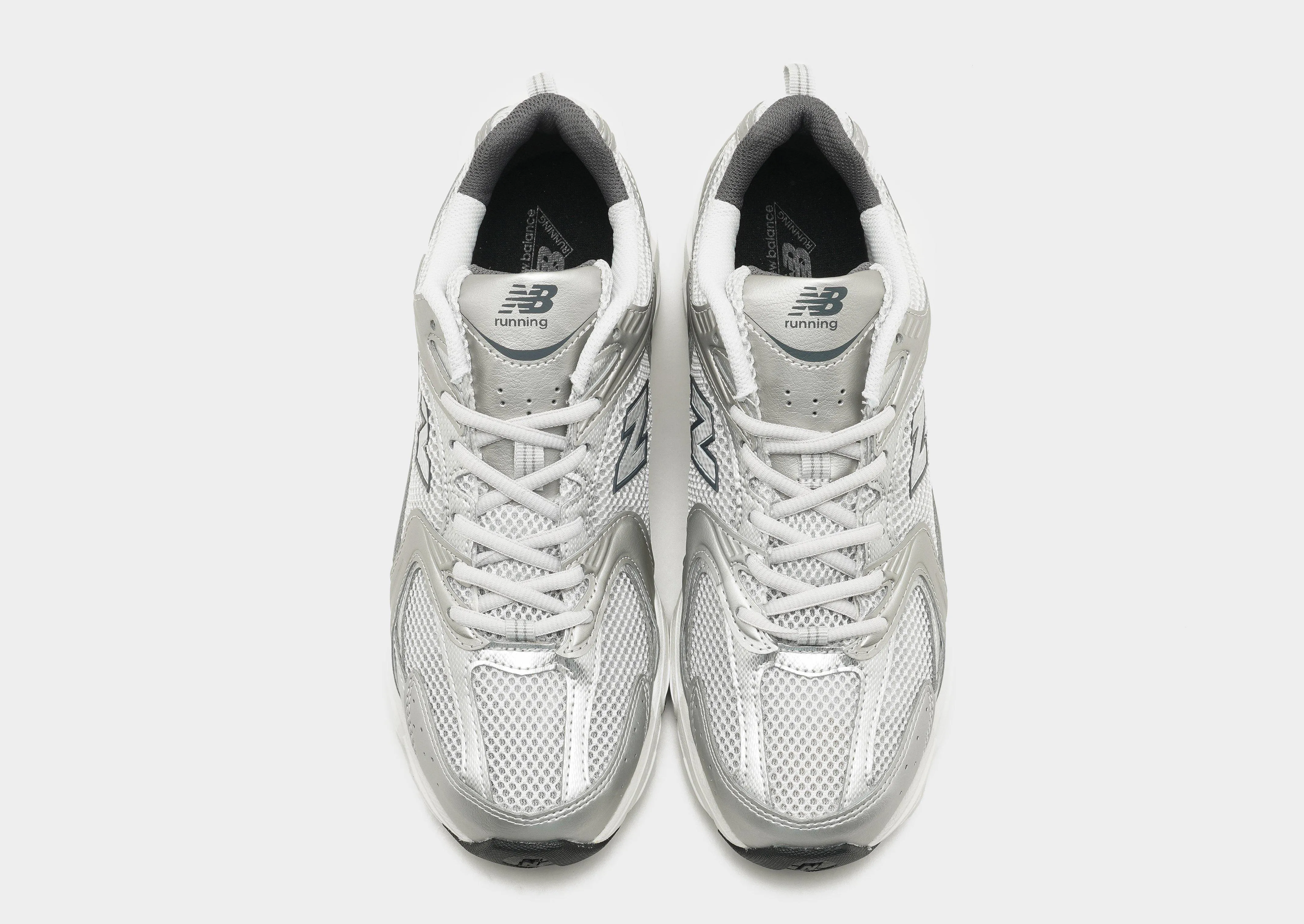 running in the snow shoes 530 Women's