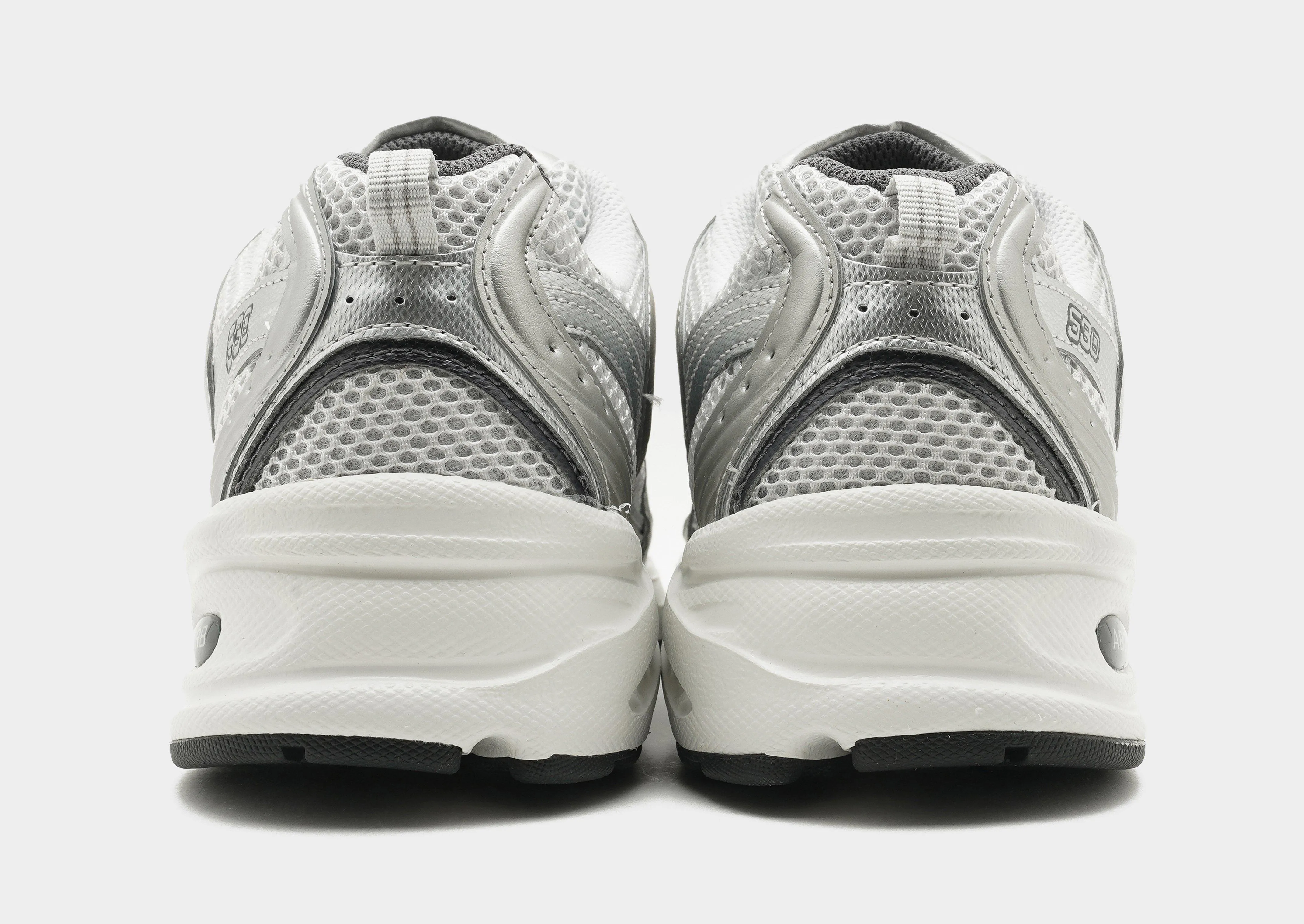 530 Women's running on a treadmill shoes Comfortable Base