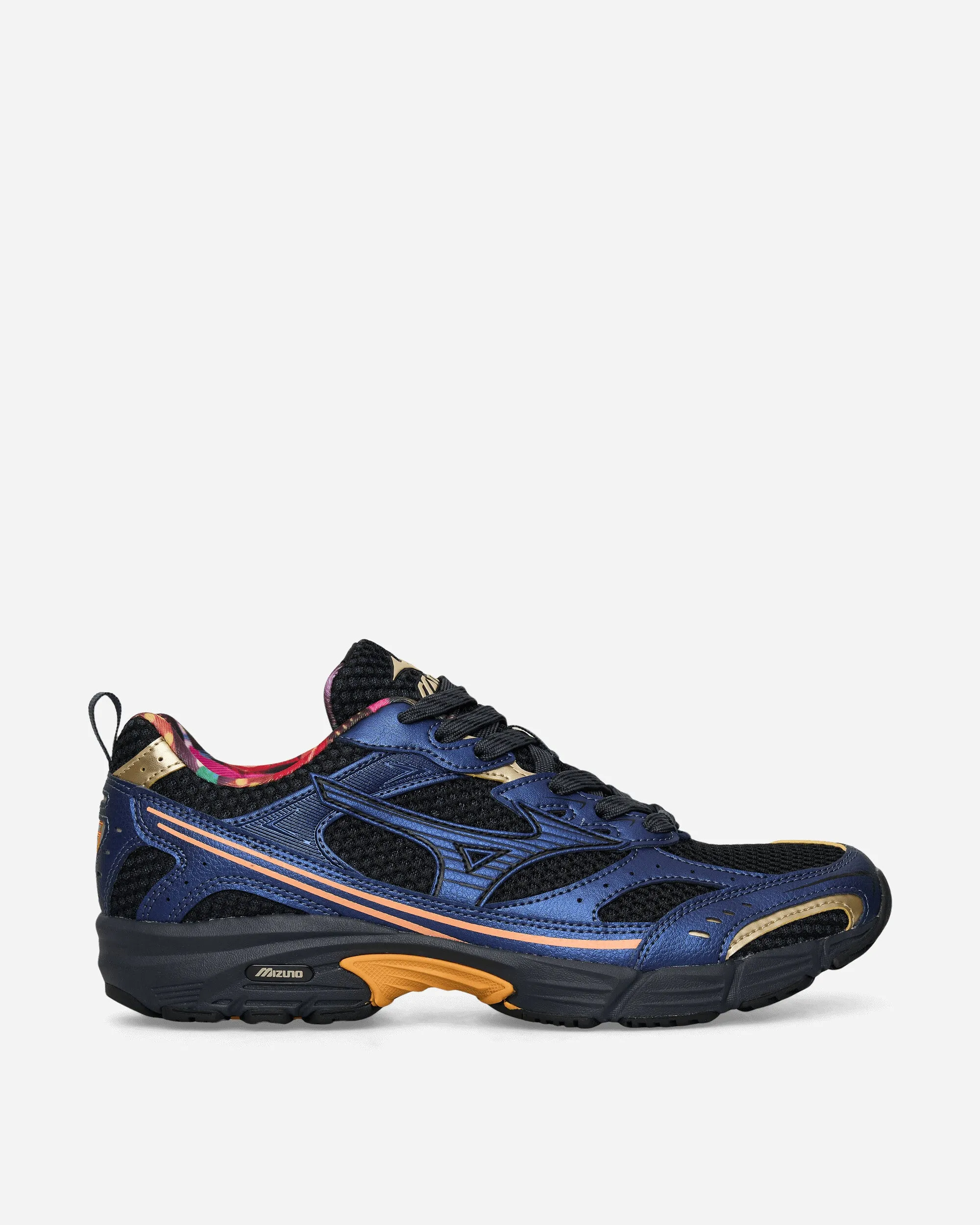 Daily Go-To MXR Osaka Pack Sneakers Black / Black / Cadmium Orange