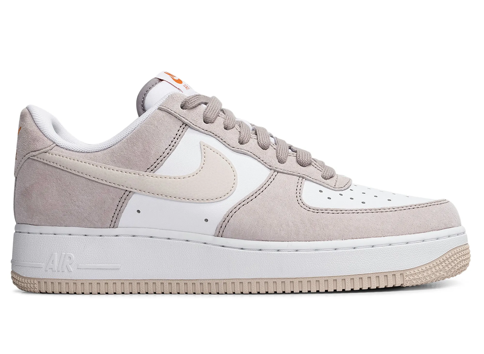 Nike Air Force 1 07 Year long