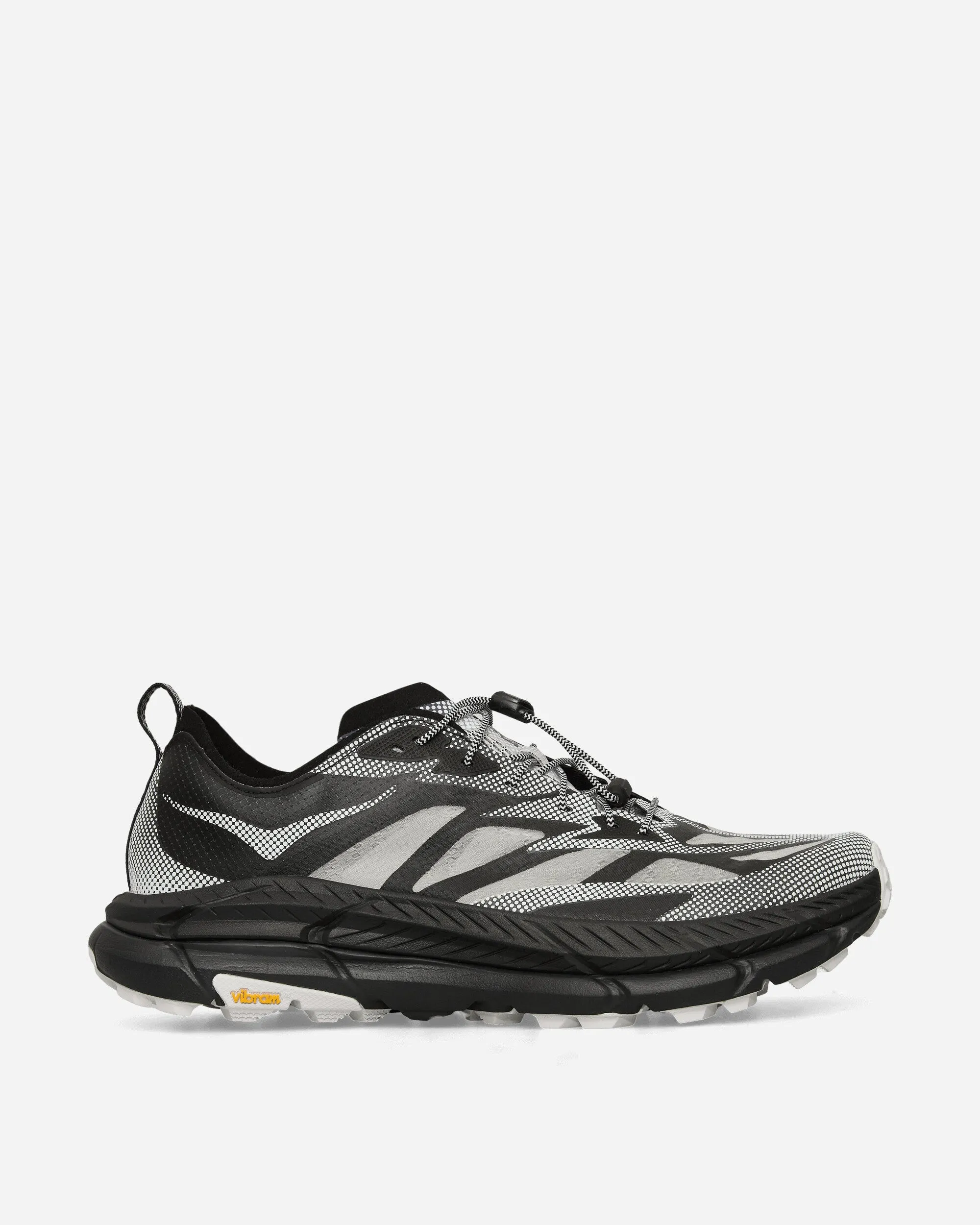 Smooth Zone Stealth/Tech Mafate Speed 4 Lite Sneakers Black / White