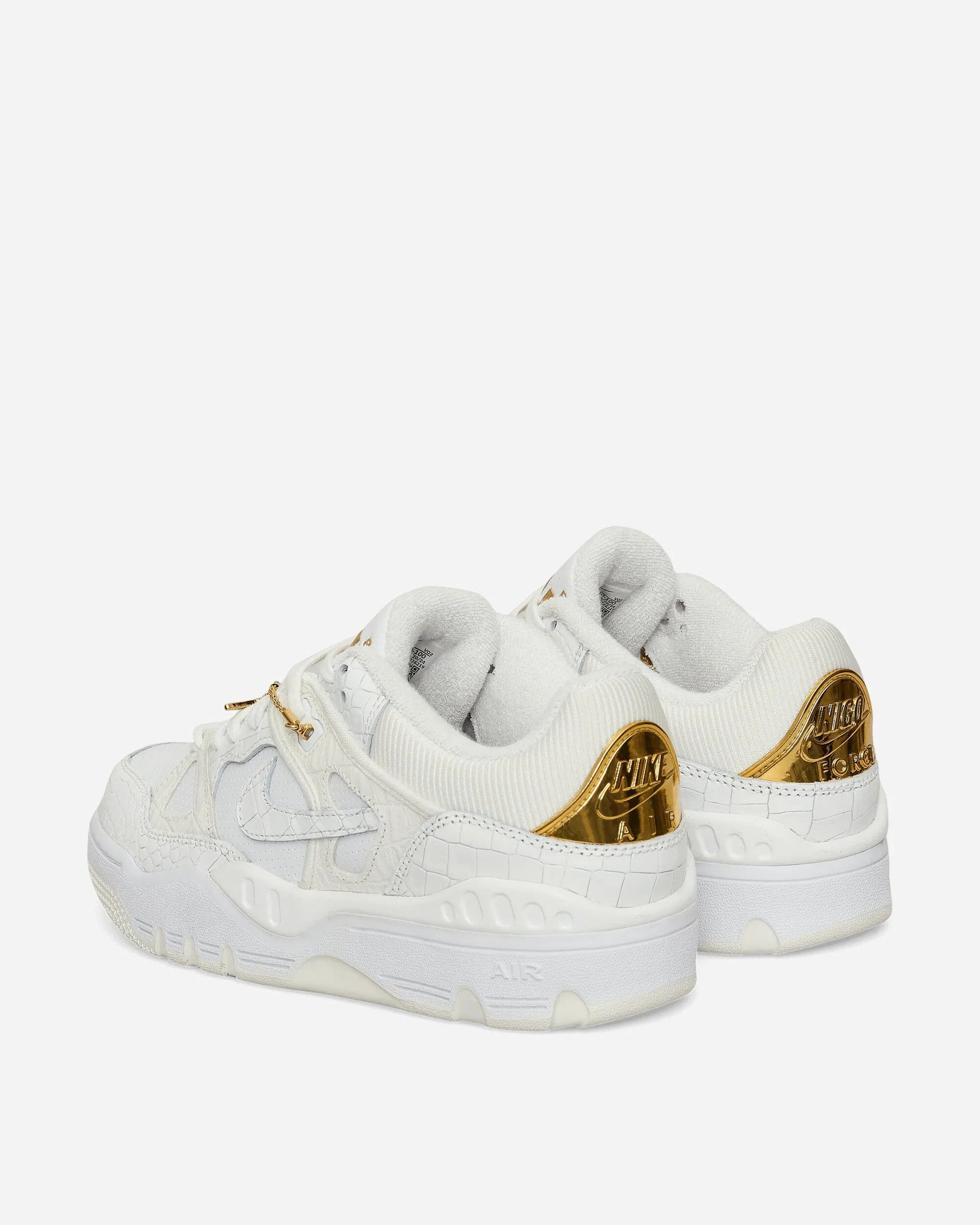 Outdoor Training Extra Flex NIGO Air Force 3 Low Sneakers White / Metallic Gold