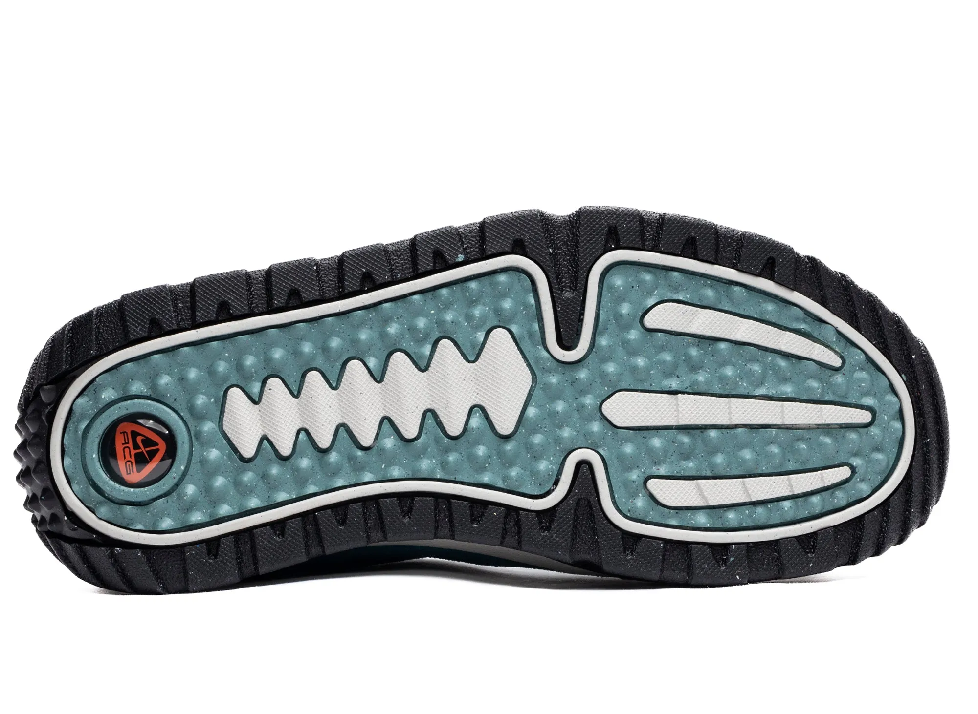 Month Strong Nike ACG Rufus