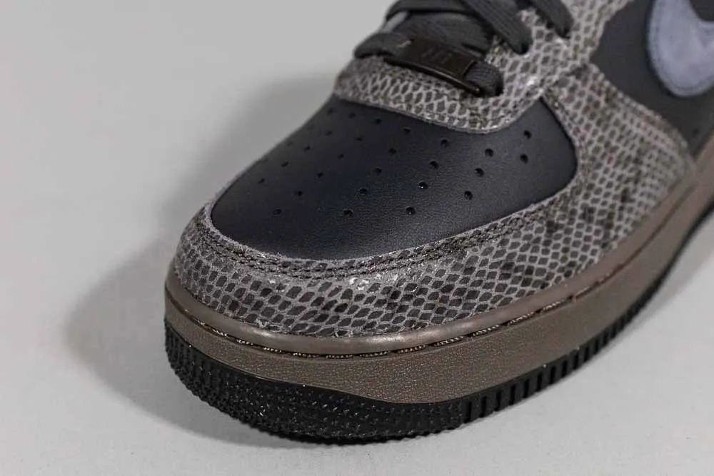 Hyper Breathable Lining Nike Air Force 1 '07 LV8 'Snakeskin'