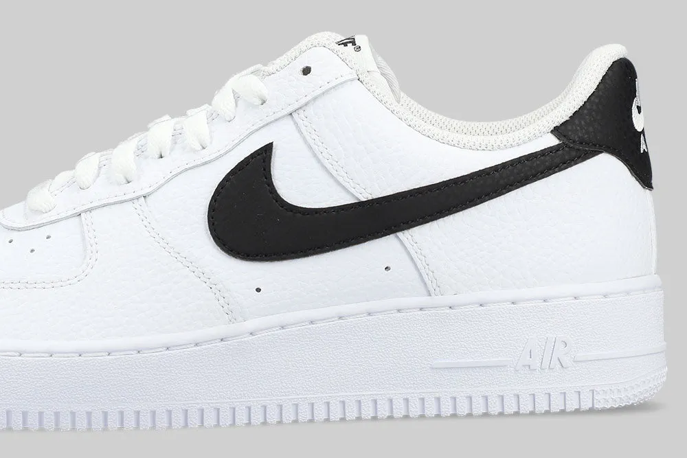 Nike Air Force 1 '07 'White and Black' Ultra Responsive Cushioning Slip Resistant