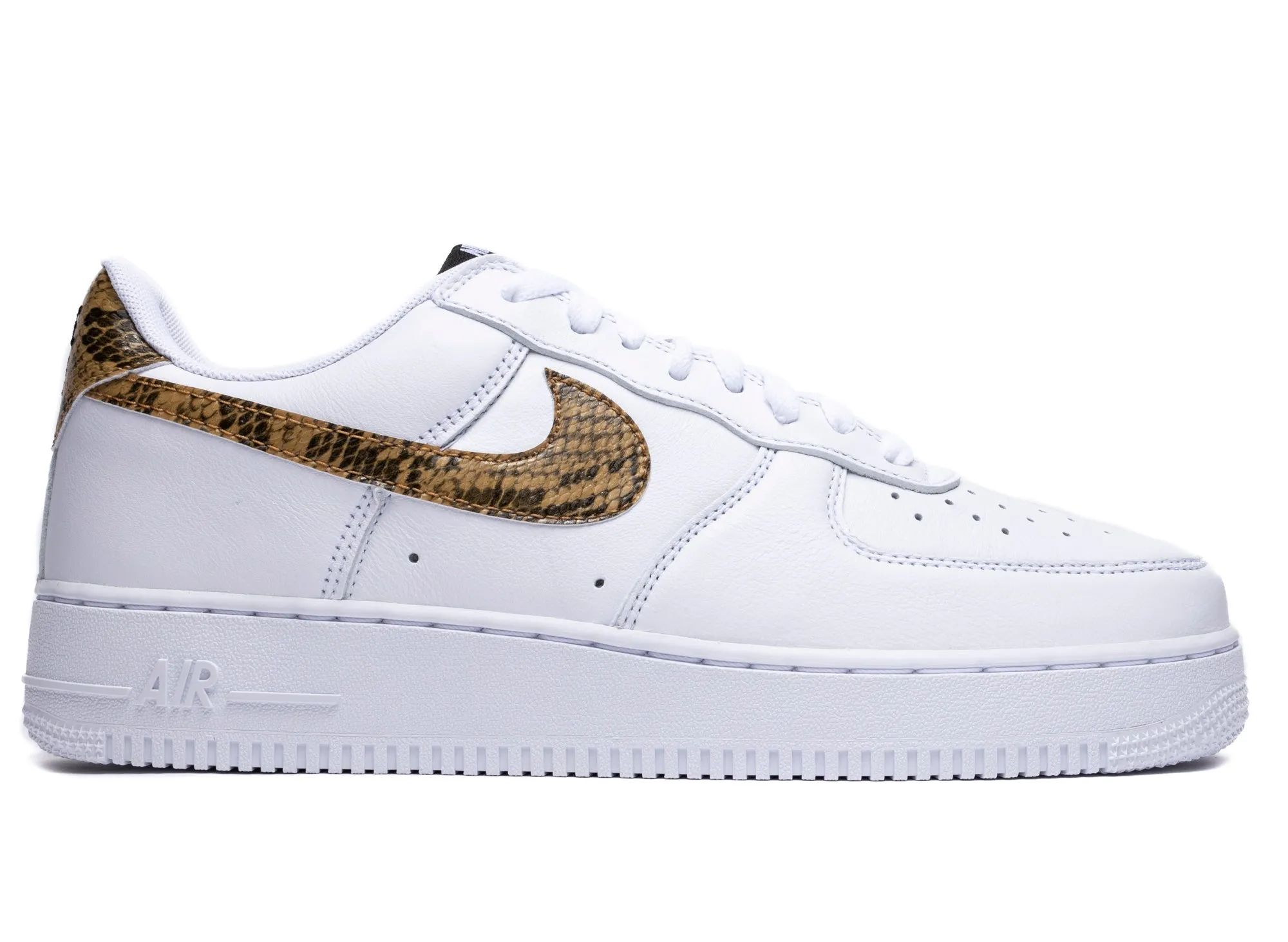 Old School Nike Air Force 1 Low Retro Premium