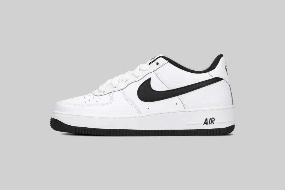 Water   Repellent Urban cushioning Nike Air Force 1 LV8 'White and Black' (GS)